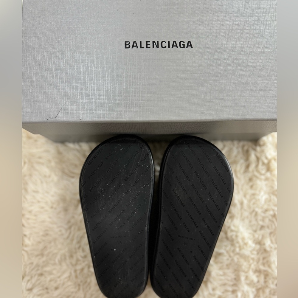Balenciaga leather slide sandals 🔥🔥 - Picture 5 of 8